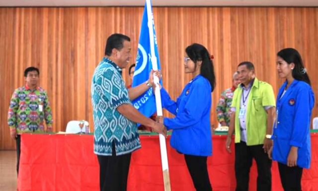 PicsArt_08-01-08.55.36