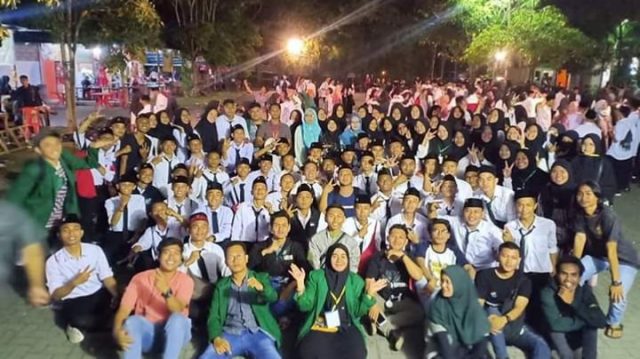 PicsArt_08-01-11.14.08