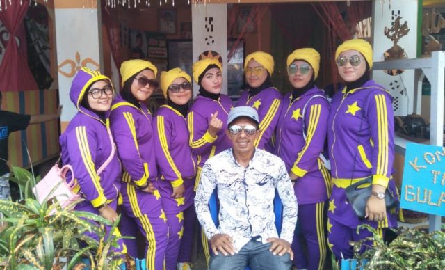 PicsArt_10-16-03.50.50