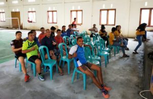 Karang Taruna Tutuyan lll Gelar Turnamen Badminton