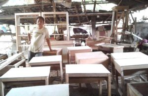 Perabot Kayu Yang Dihasilkan Tak Sekedar Profesi Tapi Seni Bagi Pembuat