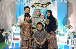 Tradisi Aqiqah Kelahiran Anak Ke-empat Digelar Keluarga Apande Hidayat