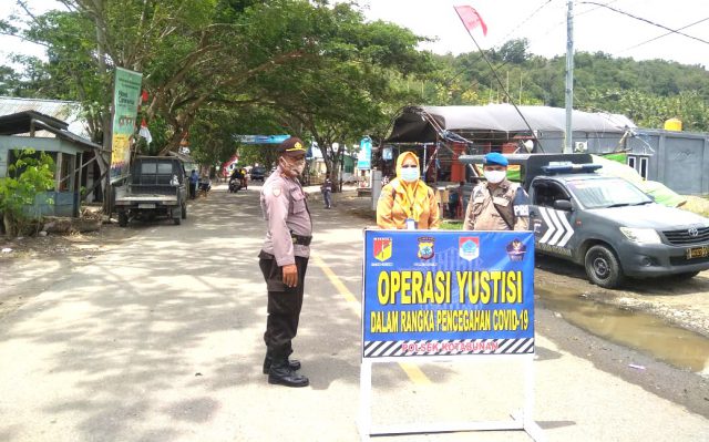 PicsArt_10-20-10.00.00