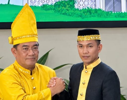 Sah,, Gubernur Serahkan SK Plt Bupati Bolaang Mongondow Utara kepada Aditya Pontoh